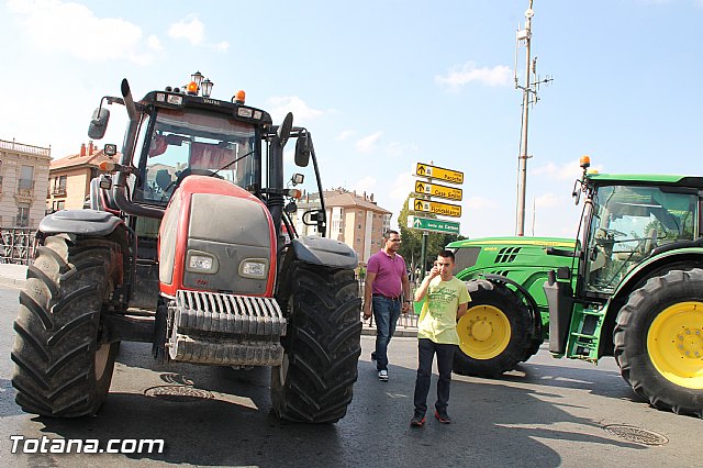 Concentracin ante la CHS para reivindicar agua para riego - 111