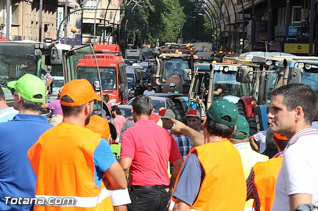 Concentracin ante la CHS para reivindicar agua para riego - 115