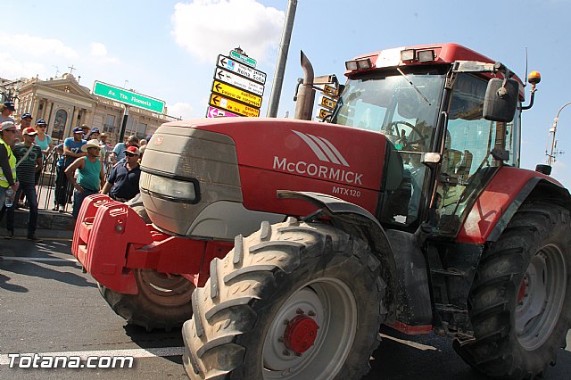 Concentracin ante la CHS para reivindicar agua para riego - 121
