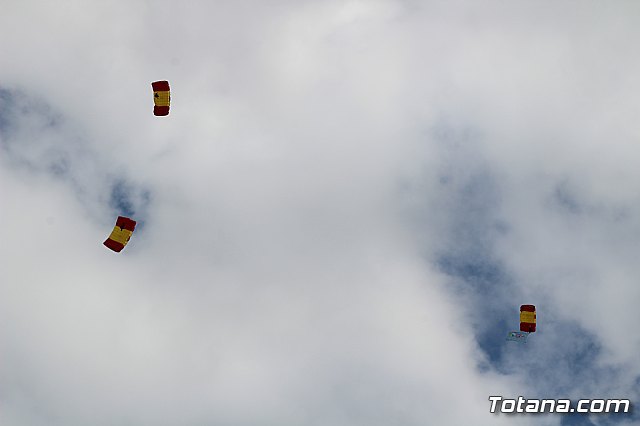 Exhibicin de la Patrulla Acrobtica Paracaidista del Ejrcito del Aire - AELIP 2017 - 135