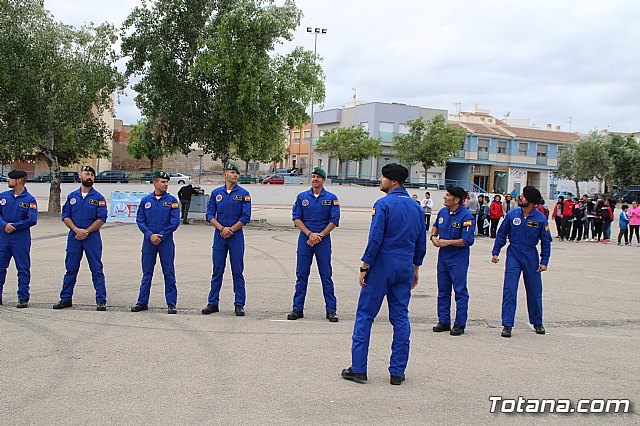 Exhibicin de la Patrulla Acrobtica Paracaidista del Ejrcito del Aire - AELIP 2017 - 158