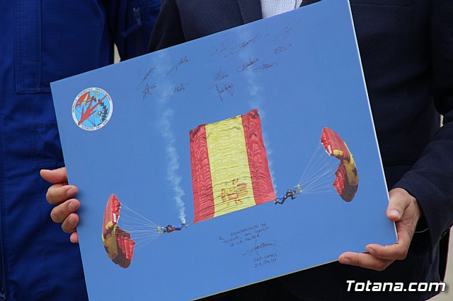 Exhibicin de la Patrulla Acrobtica Paracaidista del Ejrcito del Aire - AELIP 2017 - 192