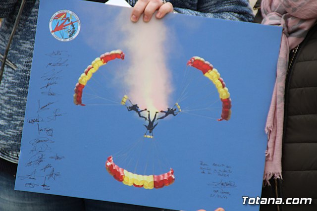 Exhibicin de la Patrulla Acrobtica Paracaidista del Ejrcito del Aire - AELIP 2017 - 193