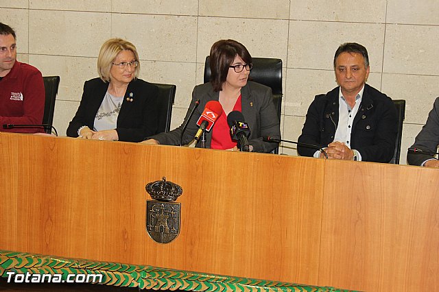 Acto institucional de hermanamiento de las hermandades de Jess en el Calvario y el Santsimo Cristo del Calvario de Almassora - 109
