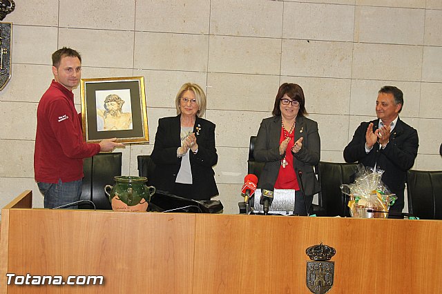 Acto institucional de hermanamiento de las hermandades de Jess en el Calvario y el Santsimo Cristo del Calvario de Almassora - 159