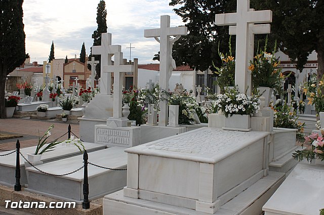 2 de noviembre  Conmemoracin de todos los Fieles Difuntos - Totana 2012 - 11
