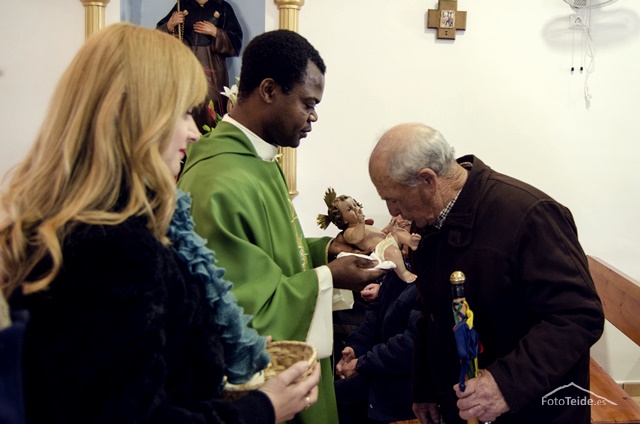 Cantos de nimas en honor a San Fulgencio.El Raiguero Bajo 2015 - 10