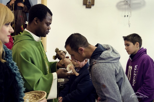 Cantos de nimas en honor a San Fulgencio.El Raiguero Bajo 2015 - 15