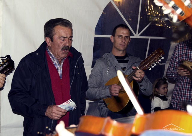 Cantos de nimas en honor a San Fulgencio.El Raiguero Bajo 2015 - 55