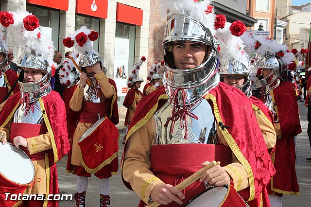 Ofrenda floral de los Armaos a Santa Eulalia - 8