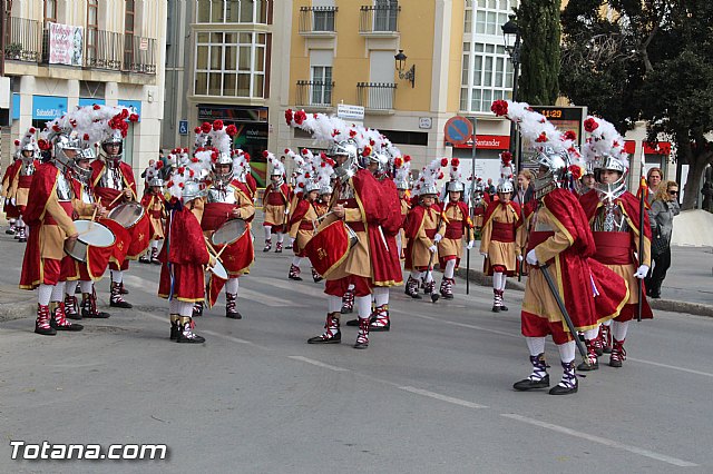 Libro, bandera, pregn y Escudo de Oro. 250 aniversario 
