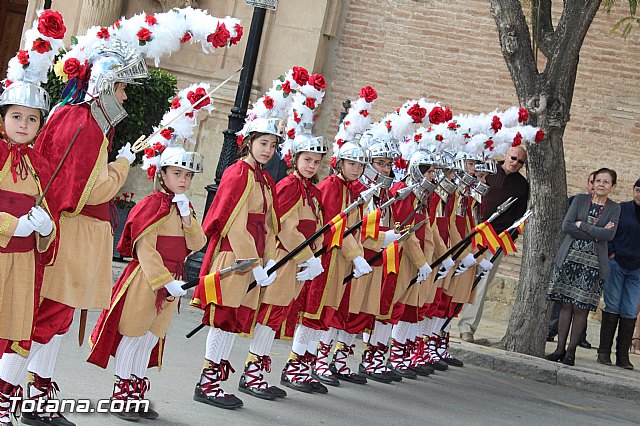 Libro, bandera, pregn y Escudo de Oro. 250 aniversario 