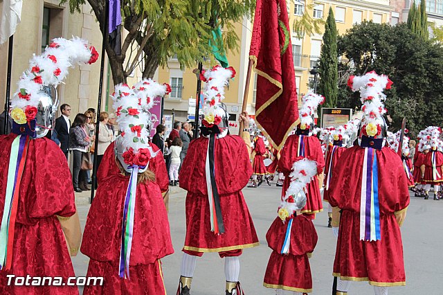 Libro, bandera, pregn y Escudo de Oro. 250 aniversario 