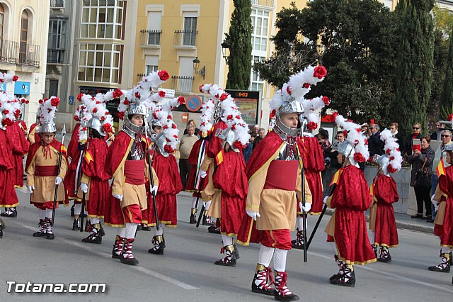 Libro, bandera, pregn y Escudo de Oro. 250 aniversario 