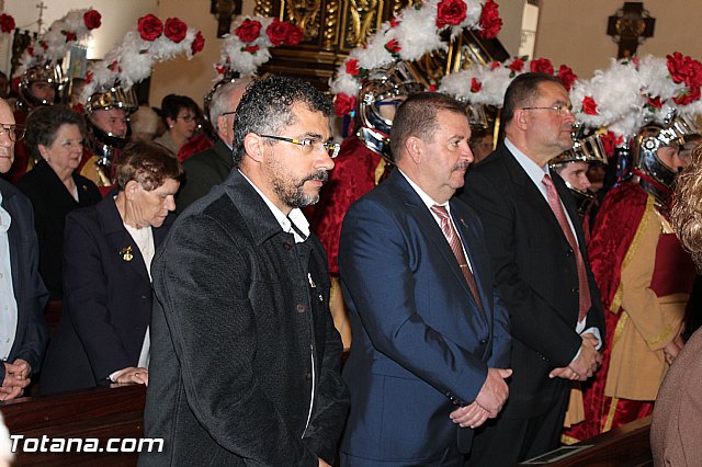Libro, bandera, pregn y Escudo de Oro. 250 aniversario 