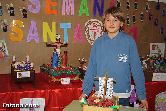 As ven los alumnos del colegio Santa Eulalia la Semana Santa 2012 - 77