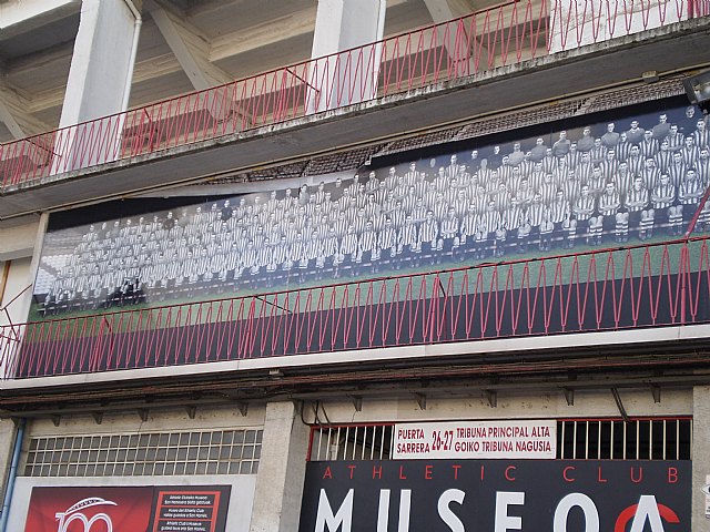 La Pea Athletic de Totana emprendi un viaje a Bilbao para asistir al encuentro entre los equipos del Athletic y el Real Madrid - 40