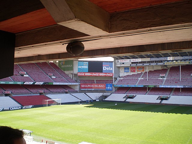 La Pea Athletic de Totana emprendi un viaje a Bilbao para asistir al encuentro entre los equipos del Athletic y el Real Madrid - 66