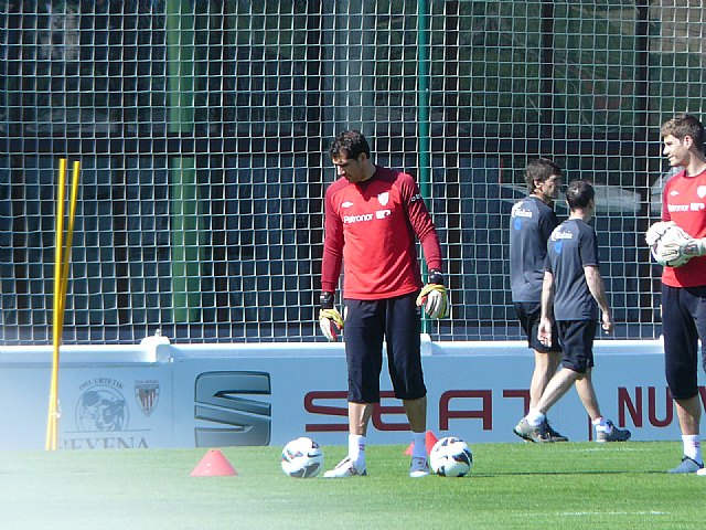 La Pea Athletic de Totana emprendi un viaje a Bilbao para asistir al encuentro entre los equipos del Athletic y el Real Madrid - 125