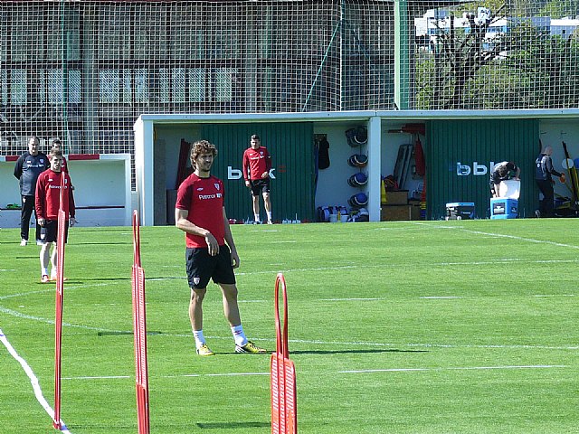 La Pea Athletic de Totana emprendi un viaje a Bilbao para asistir al encuentro entre los equipos del Athletic y el Real Madrid - 145