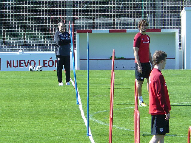 La Pea Athletic de Totana emprendi un viaje a Bilbao para asistir al encuentro entre los equipos del Athletic y el Real Madrid - 152