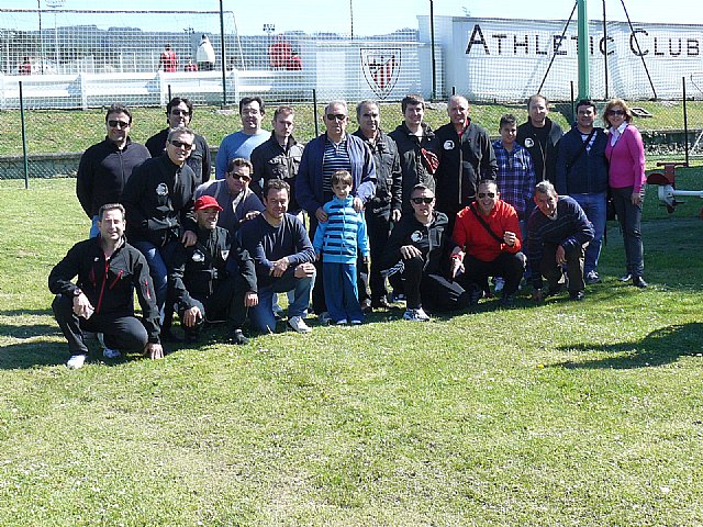 La Pea Athletic de Totana emprendi un viaje a Bilbao para asistir al encuentro entre los equipos del Athletic y el Real Madrid - 159