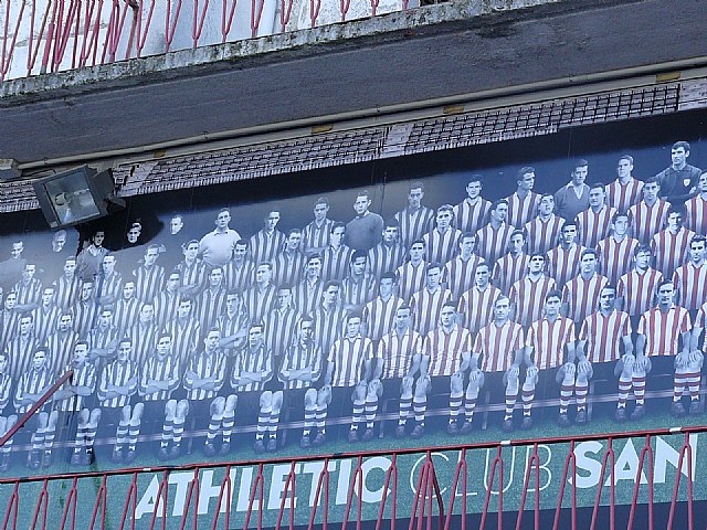 La Pea Athletic de Totana emprendi un viaje a Bilbao para asistir al encuentro entre los equipos del Athletic y el Real Madrid - 202