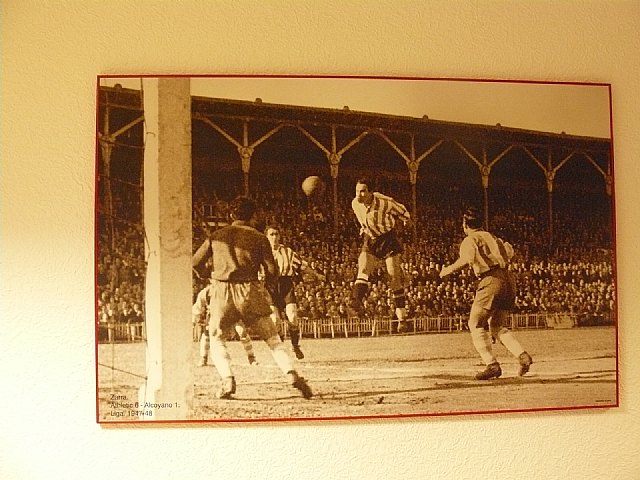 La Pea Athletic de Totana emprendi un viaje a Bilbao para asistir al encuentro entre los equipos del Athletic y el Real Madrid - 215