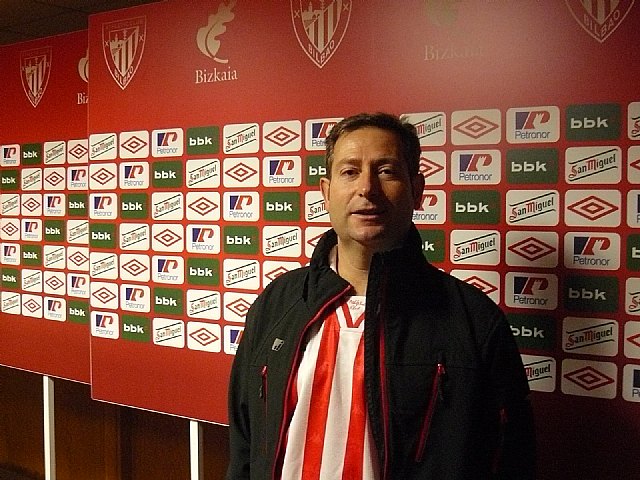 La Pea Athletic de Totana emprendi un viaje a Bilbao para asistir al encuentro entre los equipos del Athletic y el Real Madrid - 216