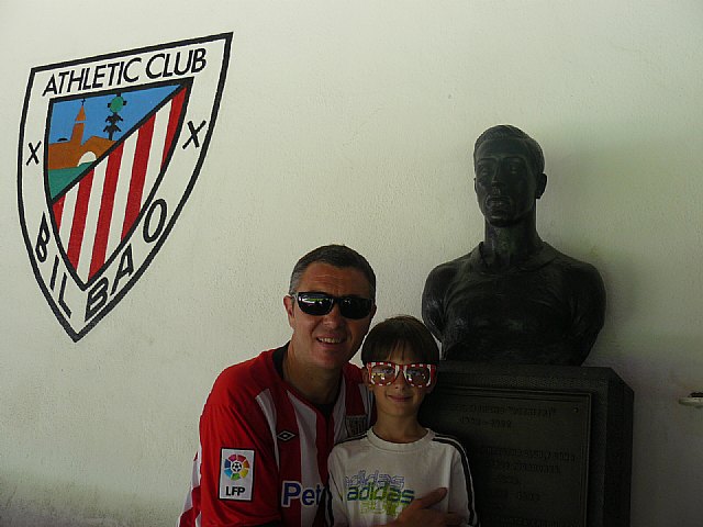 La Pea Athletic de Totana emprendi un viaje a Bilbao para asistir al encuentro entre los equipos del Athletic y el Real Madrid - 226
