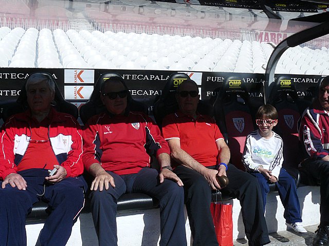 La Pea Athletic de Totana emprendi un viaje a Bilbao para asistir al encuentro entre los equipos del Athletic y el Real Madrid - 233
