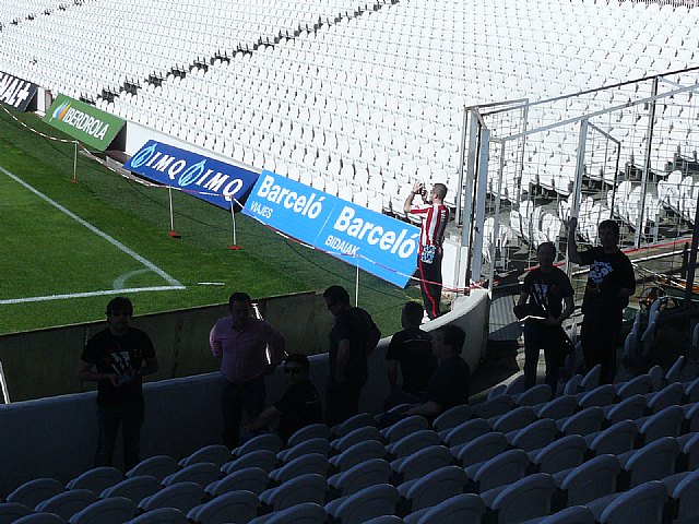 La Pea Athletic de Totana emprendi un viaje a Bilbao para asistir al encuentro entre los equipos del Athletic y el Real Madrid - 248
