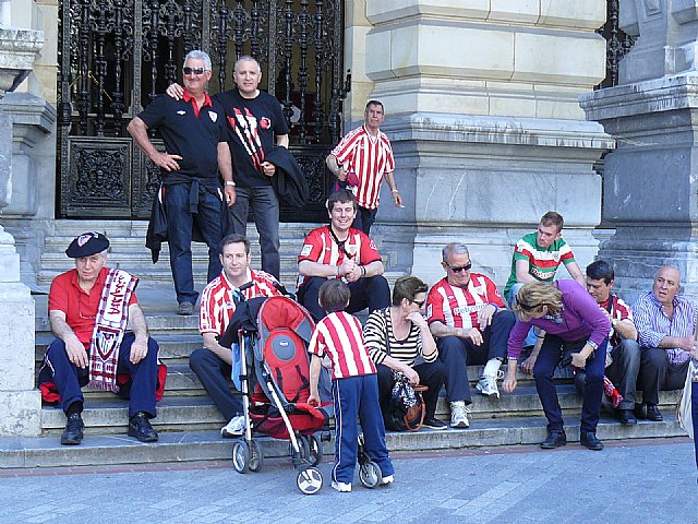 La Pea Athletic de Totana emprendi un viaje a Bilbao para asistir al encuentro entre los equipos del Athletic y el Real Madrid - 277