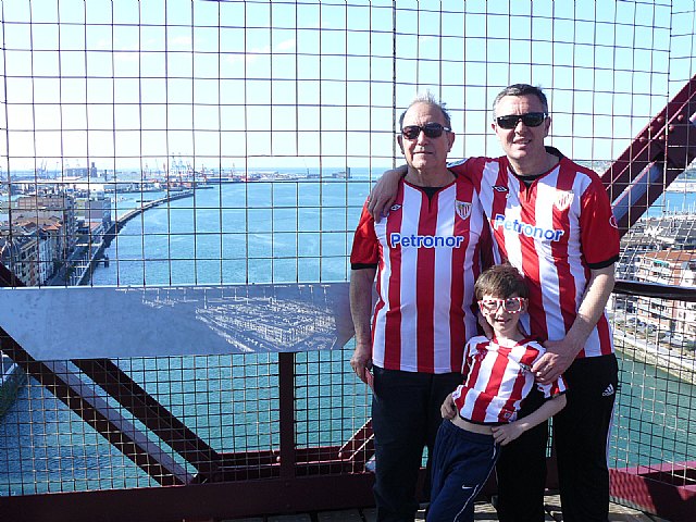 La Pea Athletic de Totana emprendi un viaje a Bilbao para asistir al encuentro entre los equipos del Athletic y el Real Madrid - 295