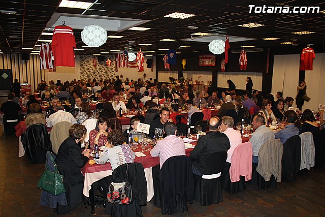 La Pea Atltico de Madrid de Totana celebr su XV aniversario con una gran cena gala - 23