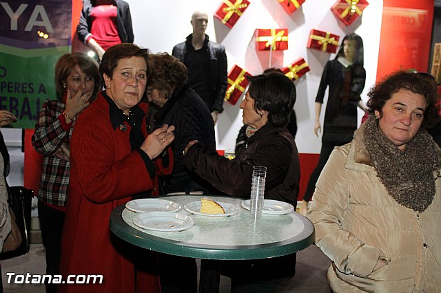 Campaa de Navidad, comercios de la Calle General Aznar - 38