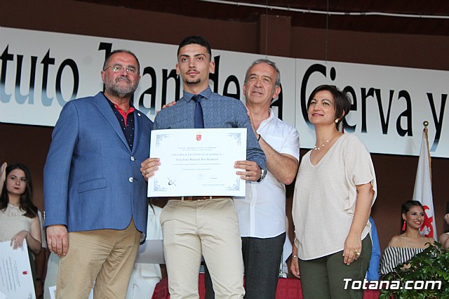 Acto de Graduacin Bachillerato del IES Juan de la Cierva 2018 - 64