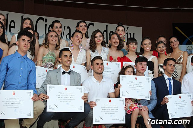 Acto de Graduacin Bachillerato del IES Juan de la Cierva 2018 - 75