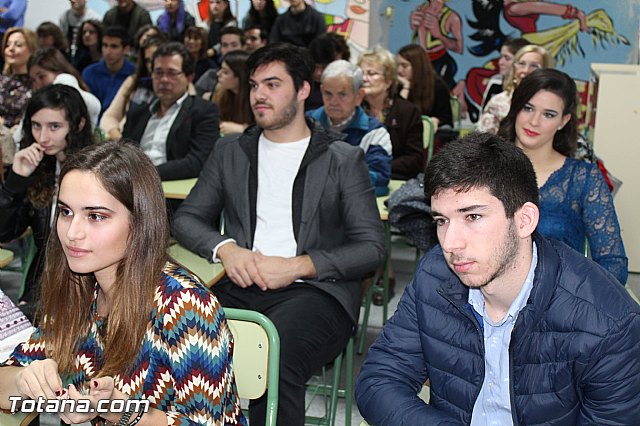 Diplomas X promocin Bachillerato Internacional IES Juan de la Cierva - 7