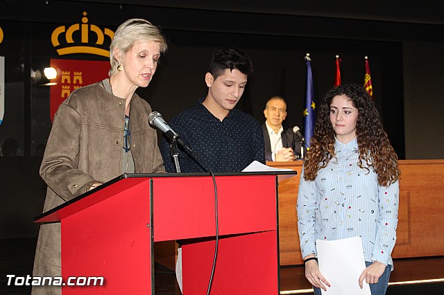 Diplomas X promocin Bachillerato Internacional IES Juan de la Cierva - 12