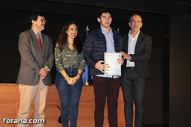 Diplomas X promocin Bachillerato Internacional IES Juan de la Cierva - 25