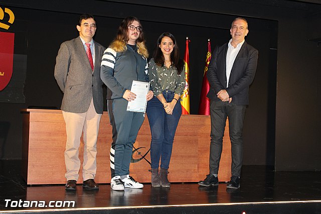 Diplomas X promocin Bachillerato Internacional IES Juan de la Cierva - 26