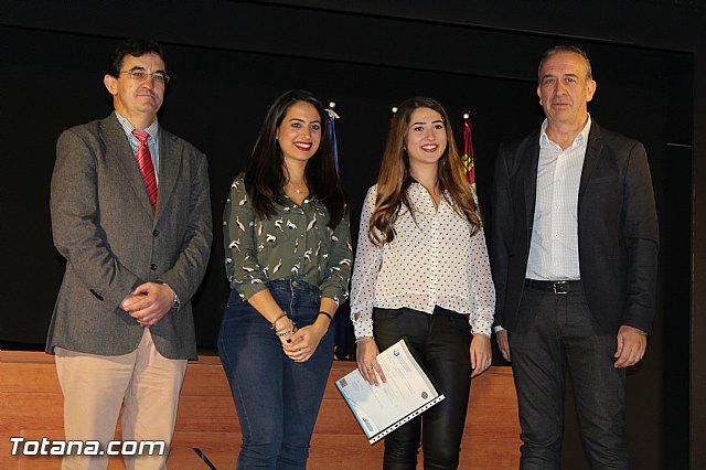 Diplomas X promocin Bachillerato Internacional IES Juan de la Cierva - 28