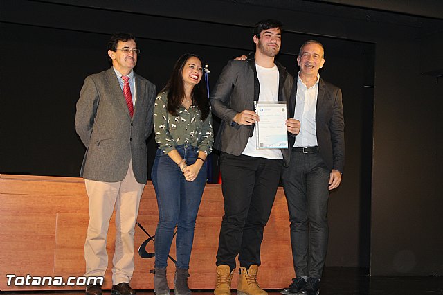 Diplomas X promocin Bachillerato Internacional IES Juan de la Cierva - 31
