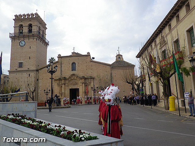 Entrega de la bandera a Los Armaos. Totana 2012 - 13