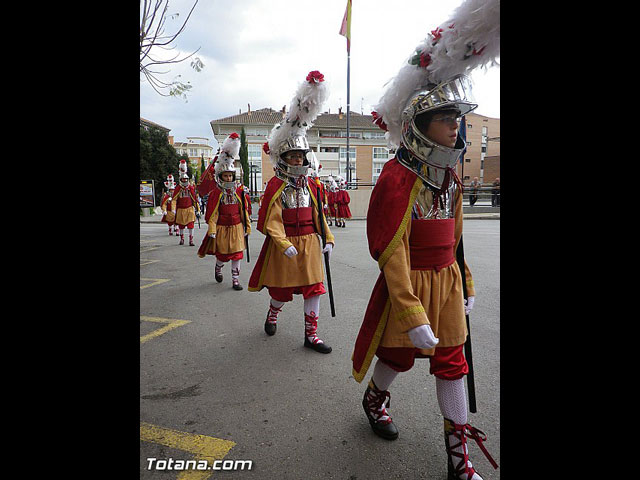 Entrega de la bandera a Los Armaos. Totana 2012 - 29