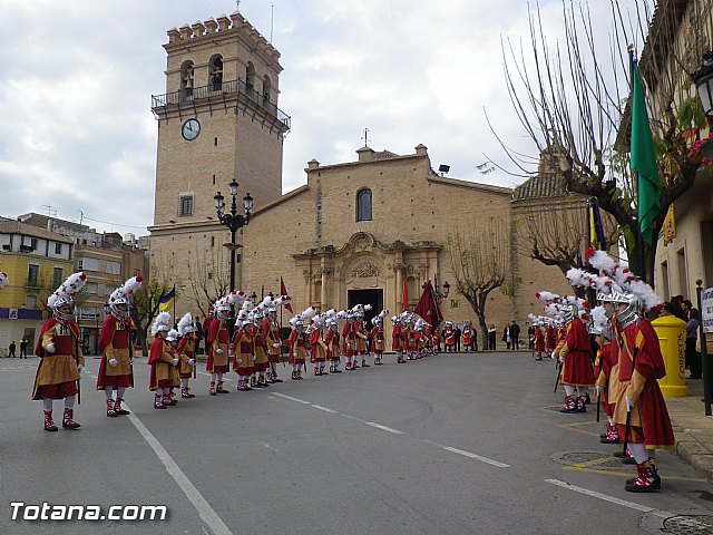 Entrega de la bandera a Los Armaos. Totana 2012 - 37