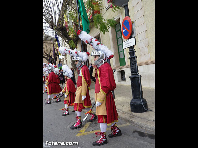 Entrega de la bandera a Los Armaos. Totana 2012 - 39