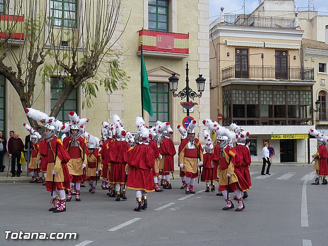 Entrega de la bandera a Los Armaos. Totana 2012 - 49