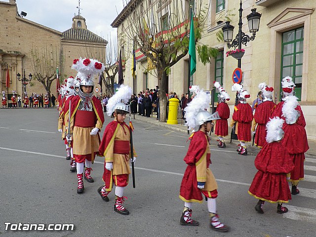 Entrega de la bandera a Los Armaos. Totana 2012 - 70